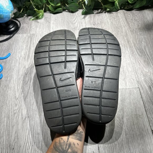 Nike COMFORT Slide 2 Sandal Men\'s Size 11 Black/Metallic Silver 415205 002 main image 8